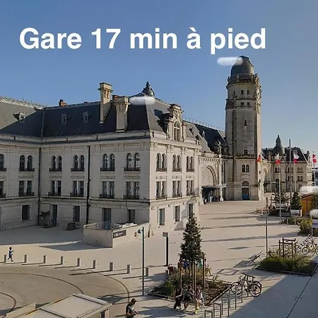 Appartamento Escapade Vintage Avec Terrasse En Centre Historique La Rochelle (Charente-Maritime)