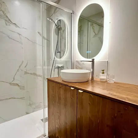 Escapade Vintage Avec Terrasse En Centre Historique * La Rochelle (Charente-Maritime)