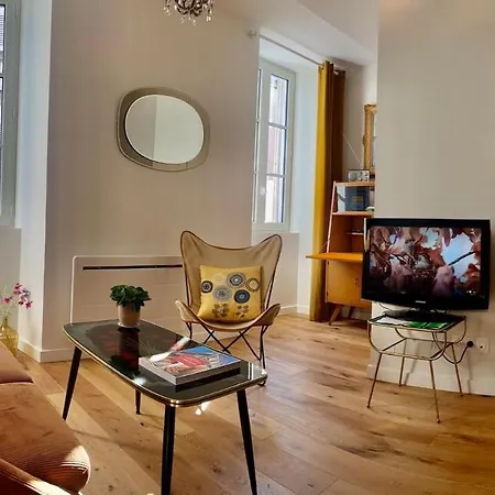 Escapade Vintage Avec Terrasse En Centre Historique Appartamento