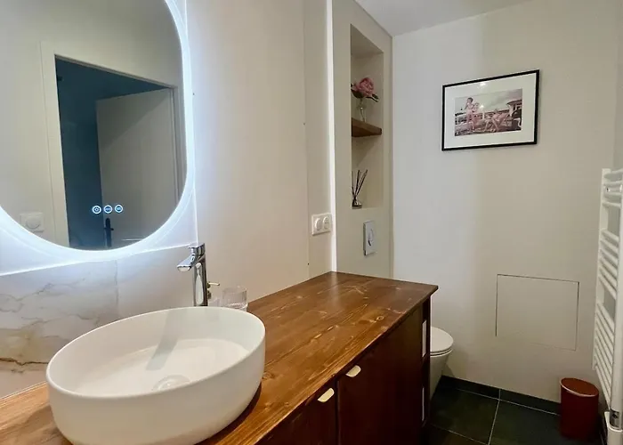 Escapade Vintage Avec Terrasse En Centre Historique La Rochelle (Charente-Maritime)